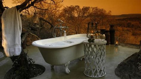 Pin By Kendel Collins On Pictures Outdoor Bathrooms Outdoor Baths Outdoor Bathroom Design