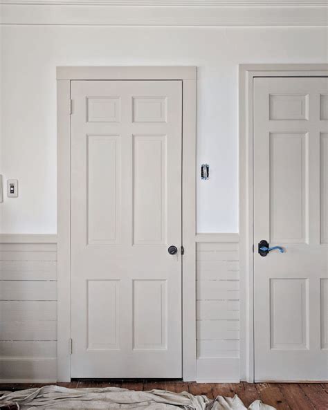 How You Can Use Contrasting Paint Trim Colors In Your Renovation