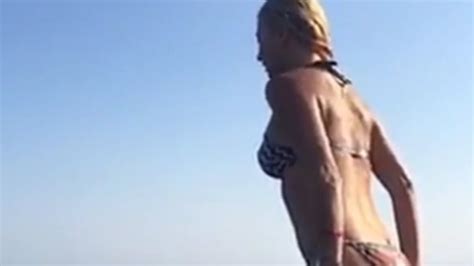 Sexy Fei Skorda Dives Into The Sea In Hot Bikini Video