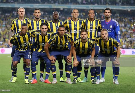 The official account of fenerbahçe sk. Fenerbahce players pose for a photo before UEFA Champions ...