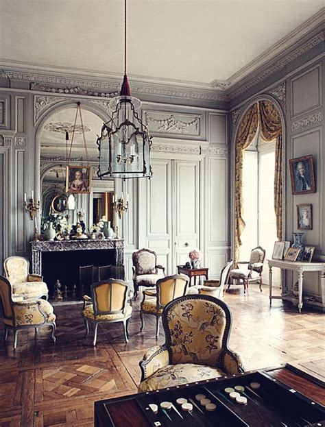 In the 18th century, though the use of walnut wood continued, mahogany became the widely used wood in furnitures. dustjacket attic: Interior Design | Chateau de ...