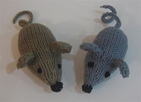 Easy Knit Mouse Knitting Pattern By Knitvana Knitting Patterns
