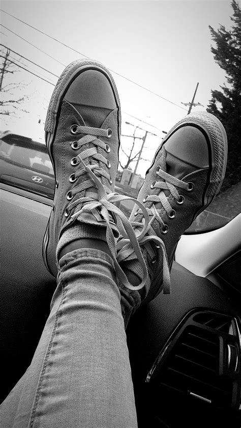 Converse Shoes Converse Sneaker Sneakers Nike Acoustic Guitar Photography Photography Inspo