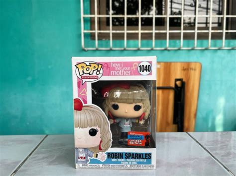 How I Met Your Mother Robin Sparkles 2020 Fall Convention Funko Pop