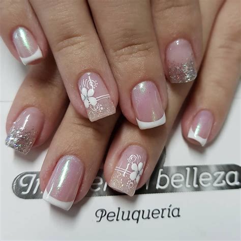 Después de haber pegado las uñas de acrílico uñas acrílicas diseños una gran cantidad de uñas acrílicas y uñas de acrílico así como también diseños tendencias y estilos acá te vamos a compartir algunos diseños más. Uñas Naturales con esmalte gel 😍Perfectas para una gran ...