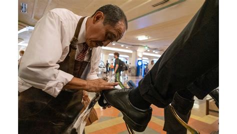 This Veteran Union Station Shoeshiner Has Spent A Lifetime Making Shoes