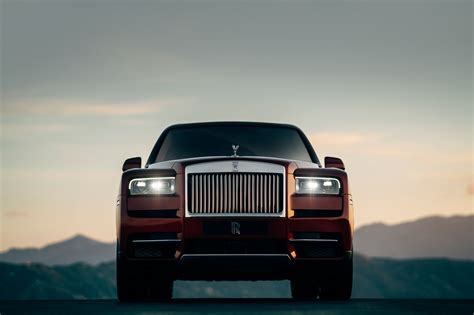 Rolls royce suv all black. Rolls-Royce Cullinan gets the Black Badge | CAR Magazine