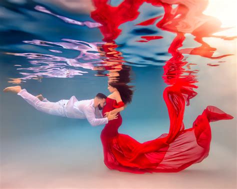 Adam Opris Photography Underwater Maternity