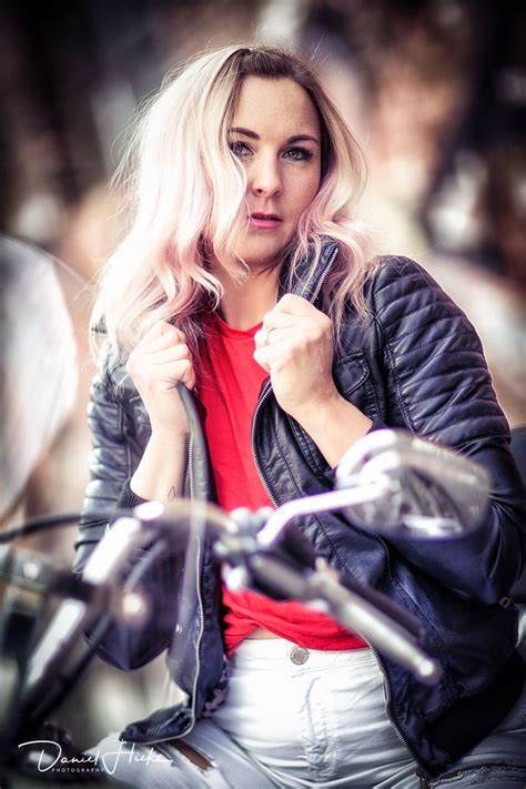 Biker Girl Foto And Bild Portrait Autos And Zweiräder Kunstfotografie And Kultur Bilder Auf