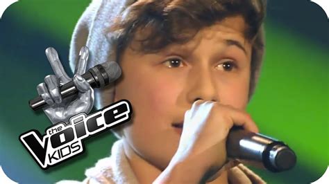 De kleinste talenten verdienen het grootste podium. Luca - Halt Dich An Mir Fest | The Voice Kids 2014 Germany ...