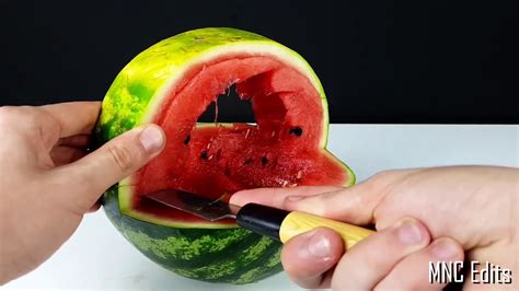 17 Simple Life Hacks With Watermelon Youtube