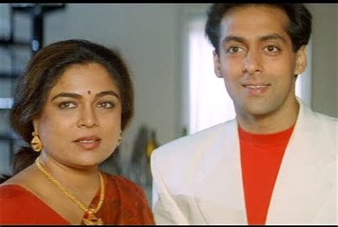 ‘reema Lagoo Bollywoods Favourite Mother Passes Away In Mumbai Ary News