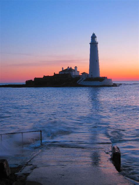 Photographs Of Newcastle St Marys Lighthouse At Sunrise