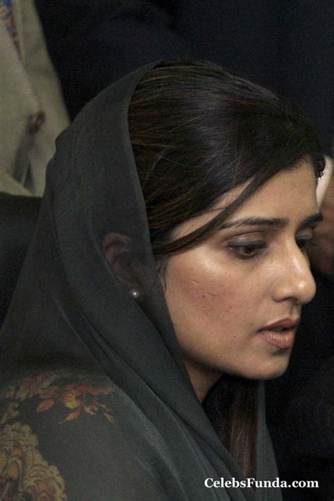 Hina Rabbani Khar Pakistans Beautiful New Foreign Minister Photos