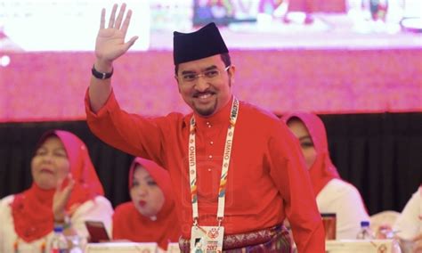'but the law was made by our parliament and certainly umno was aware of the societies act because they were in the. Asyraf Wajdi Ketua Pemuda, Zahida Ketua Puteri
