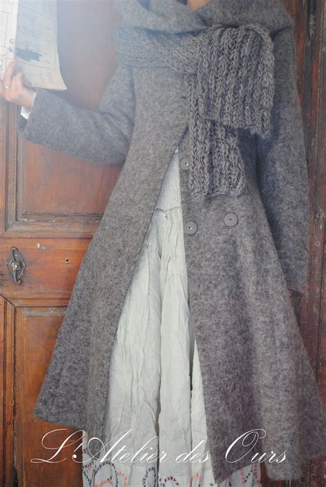 We did not find results for: MLLE NATACHA : Manteau en laine bouillie et jupe en ...