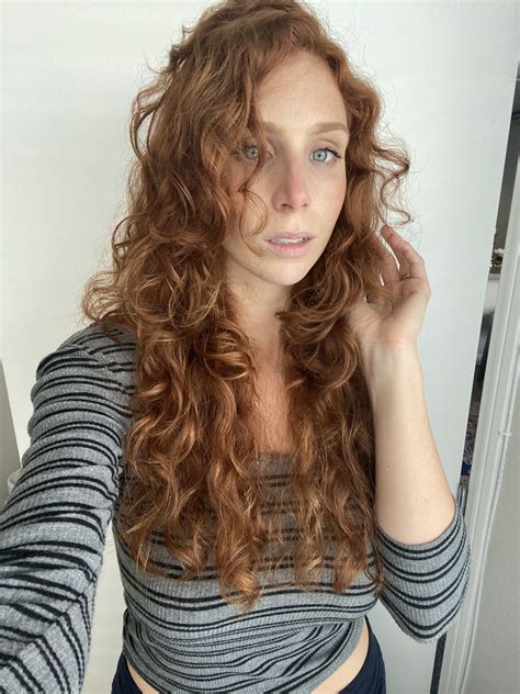 Who Else Is A Curly Redhead I Used To Hate My Curls Now I Love Them