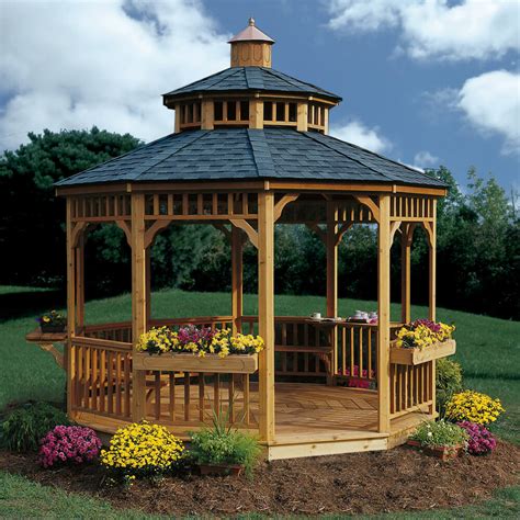 The main difference between a pergola and a gazebo is the function of the roof. Tips to Make a Gazebo the Perfect Setting for a Winter Wedding