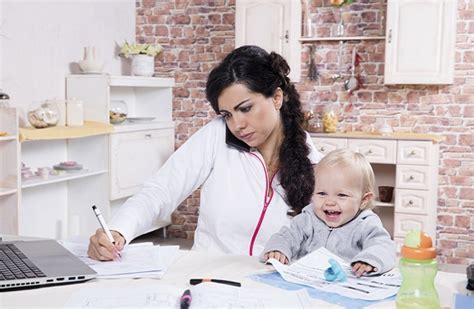 6 Things Every Budding Single Mom Entrepreneur Needs To Succeed Huffpost