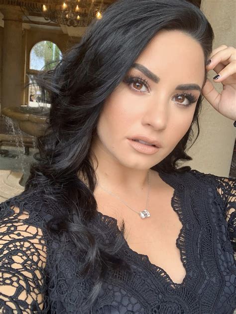 demi lovato hacked nude photos posted to snapchat the hollywood gossip