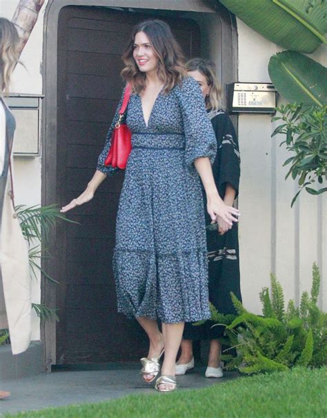 Mandy Moore Style Clothes Outfits And Fashion Page Of Celebmafia