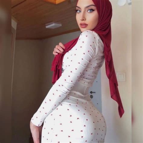 Hijab Ideas🌹 Panosundaki Pin