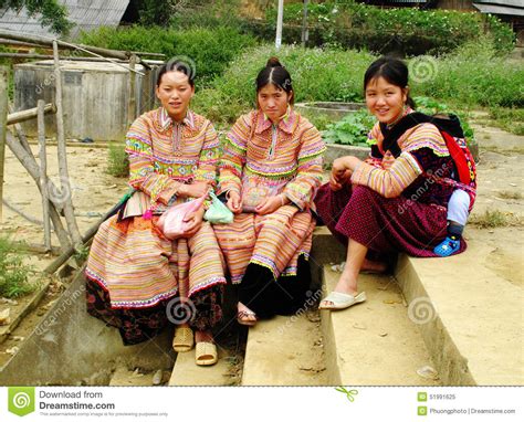 hmong-girls-in-traditional-clothes-editorial-image-image-of-farmer