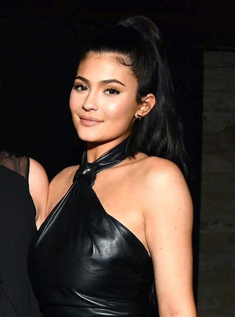 Kylie jenner was born on august 10, 1997 in los angeles, california to kris jenner (née kristen mary houghton) and athlete caitlyn jenner. How Kylie Jenner Could Be Dissolving Her Filler: Doctor ...