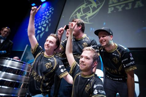 Esl One Cologne 2014 Nips Redemption And Glory My Esports Globe