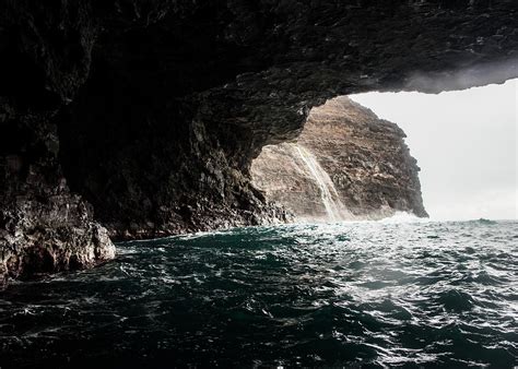 Sea Cave At Na Pali Coast Kauai Hawaii Digital Art By Rosanna U