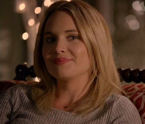 leah pipes as camille o connell in the originals season 3 episode 9 savior leah pipes the