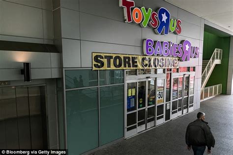 Toys R Us Set To Sell Geoffrey The Giraffe Mascot And Sex Toys R Us