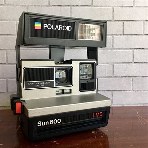 Vintage 1980s Polaroid Sun 600 Lms Light Management System Instant