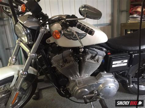 The right sound gets the 72 through the tapered exhaust system. มอเตอร์ไซค์มือสอง Harley-Davidson Sportster ฿400,000 ...