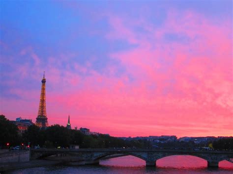 Amazing Parisian Sunset Photo