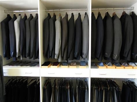 Differences Between Off The Rack Made To Measure And Bespoke Suit