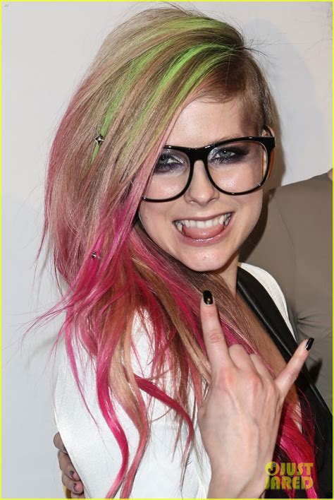 Avril Lavigne Abbey Dawn Fashion Show Photo Avril