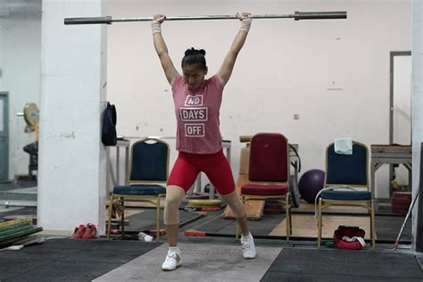 Jun 18, 2021 · dengan tambahan kuota tersebut, kontingen indonesia untuk olimpiade tokyo kini berjumlah 26 atlet. Angkat Besi dan Menembak Mengincar Medali Olimpiade Tokyo ...