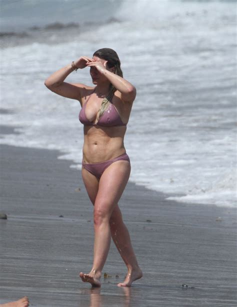 Hilary Duff Oops And Bikini Photos Thefappeninglink
