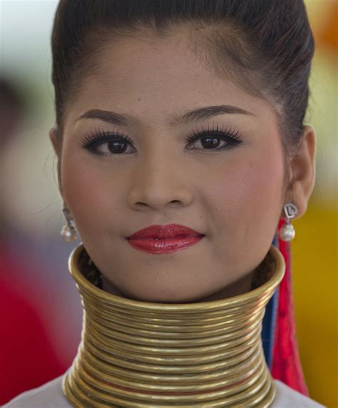 Myanmar's neck ring women among the kayan tribe the ancient custom of wearing neck rings for life is on the decline. Myanmar shows illusion of diversity at Asia summit | Daily Mail Online