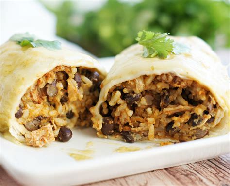 This easy chicken burrito recipe tastes sooooo good. Chicken Burritos {Using Slow Cooker Shredded Chicken ...