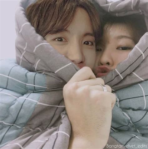 Pin By 웬디 On Bangtanvelvet Ulzzang Couple Korean Couple Cute Couples