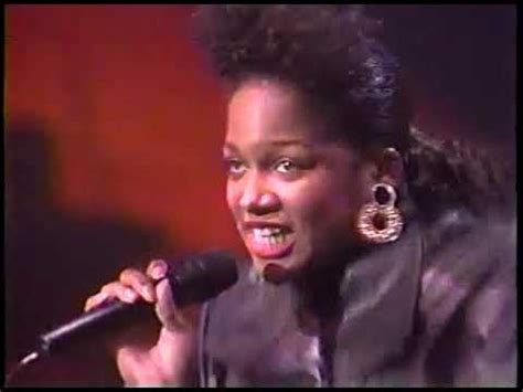 Michel'Le & Dr. Dre - Nicety (live on Into The Night 1990 ...