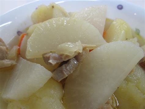 2 buah bawang putih, lalu parut. Travelog Bumi Jepun: Resepi sup lobak putih