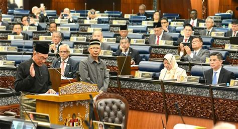 Parlimen malaysia merupakan badan perundangan kebangsaan malaysia, berdasarkan sistem parlimen westminster. SIDANG PARLIMEN 15 OCTOBER 2018
