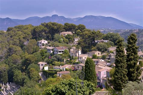 תוכל ליצור קשר עם החברה במס' 04 93 07 70 07. Hotel Cagnes Sur Mer : 6 hotels Cagnes Sur Mer comparés