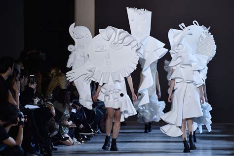 Paris Fashion Week Has Never Seen Couture Like These Victorandrolf