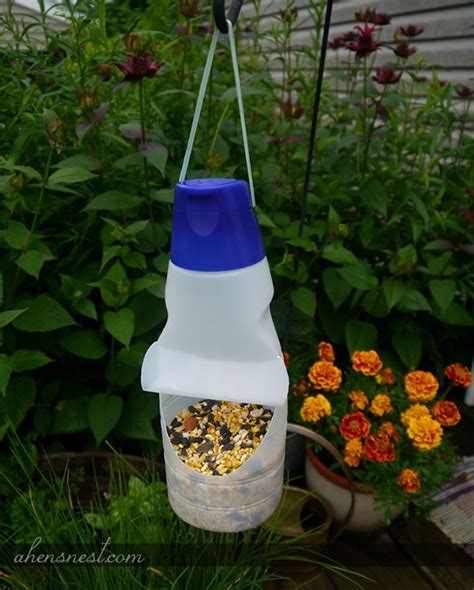This ensures that you grab the oldest bottle and the one that needs to be used next, when you need some coffee creamer from the freezer, instead of having one old bottle. Super Simple Bird feeder Craft #whatsyourid | Coffee ...