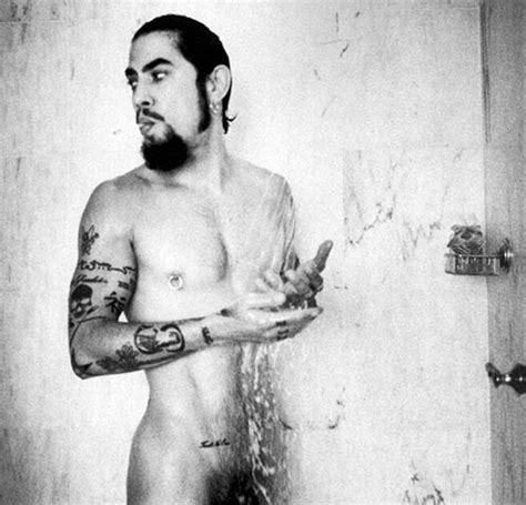 Dave Navarro Displays His Great Cock Gay Male Celebs