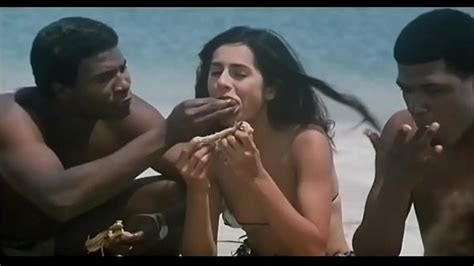 Indian Actress Kitu Gidwani Topless In French Movie Black Xxx Mobile
